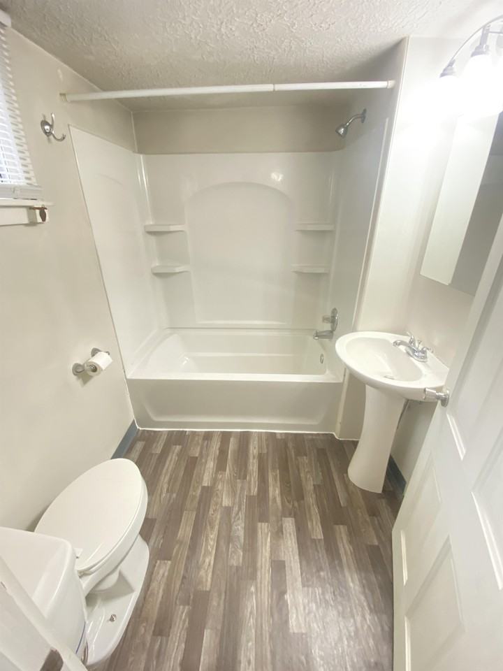 101 Powers St - Photo 3 of 8