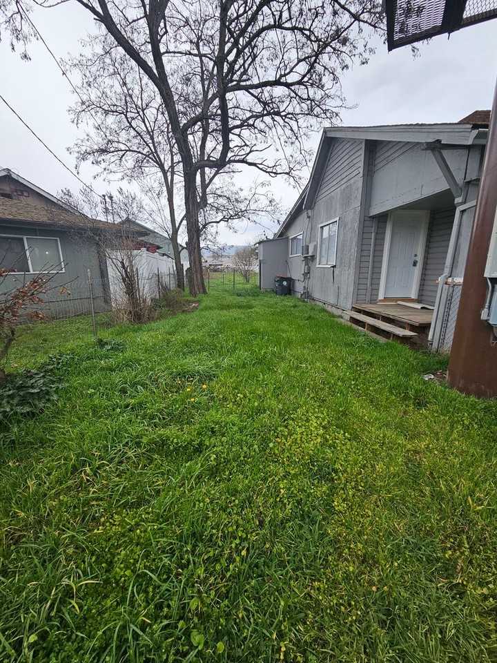 726 W Mcandrews Rd - Photo 4 of 27