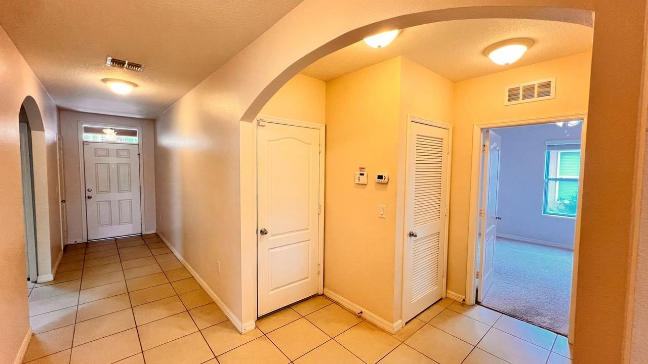 456 White Coral Ln - Photo 7 of 50