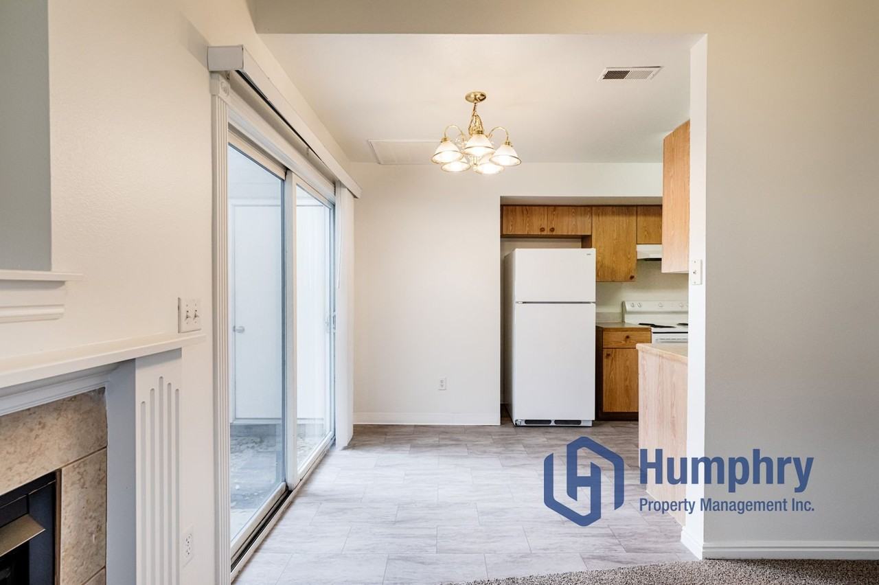 1450 W Bonneville Cir #104 - Photo 7 of 23