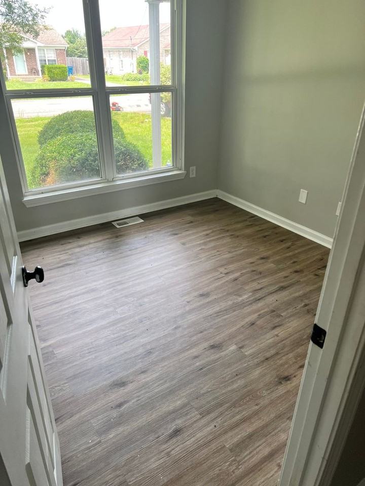 200 Seminole Ct - Photo 6 of 11