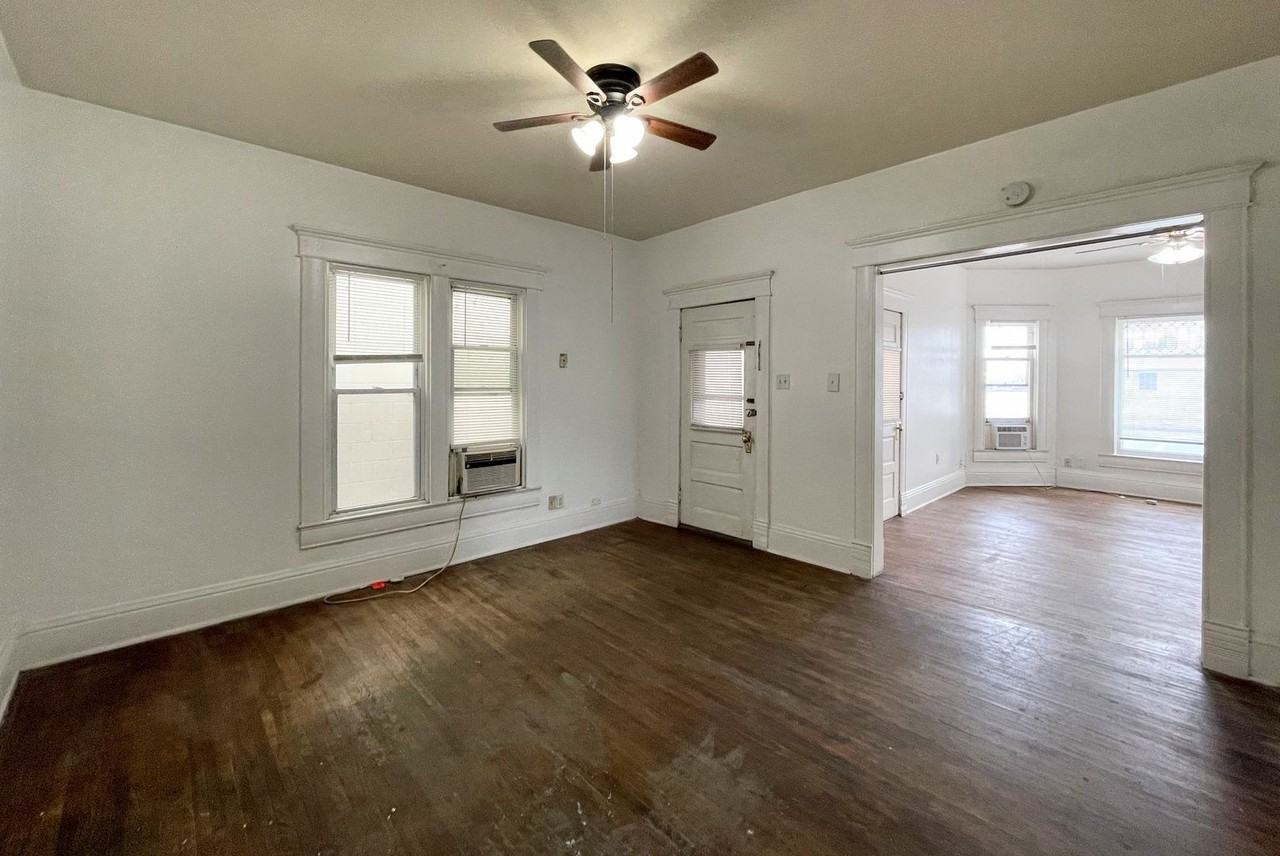 120 W 4th Ave - Photo 4 of 15