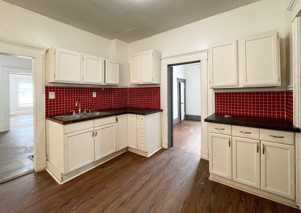 120 W 4th Ave - Photo 6 of 15