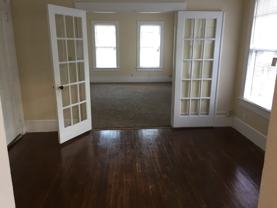 557 1/2 Merrick St - Photo 1 of 1