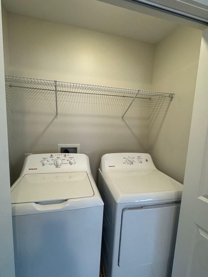 925 Jones Cir - Photo 5 of 9