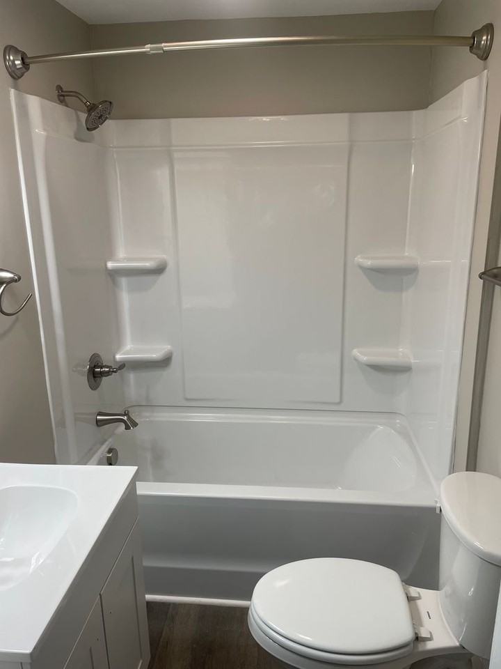 4891 Doris St - Photo 4 of 11