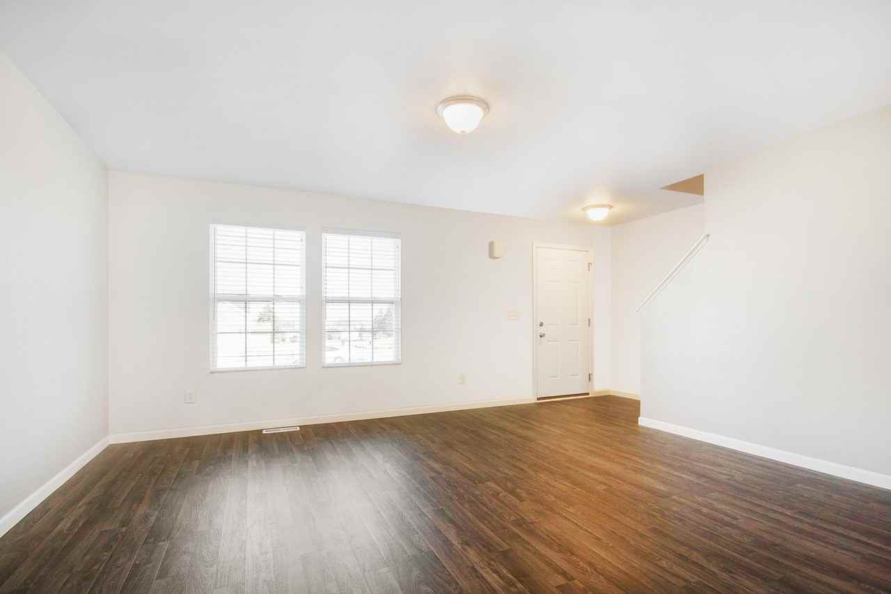 53693 Hickory Ln - Photo 7 of 22