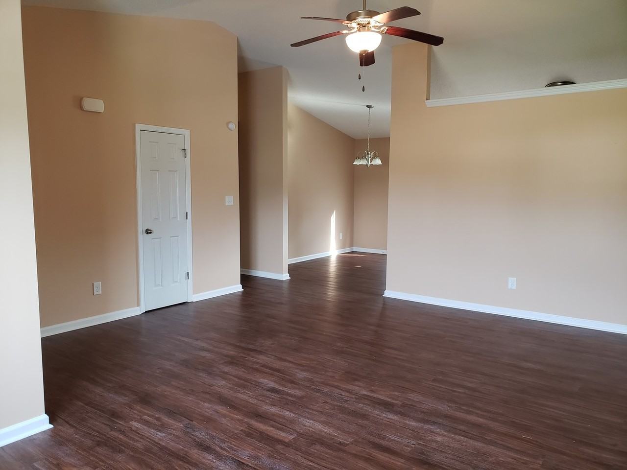406 S Grazing Ct - Photo 3 of 25