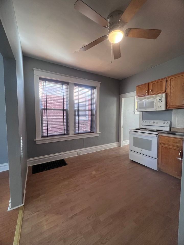 4360 Gannett St - Photo 5 of 18