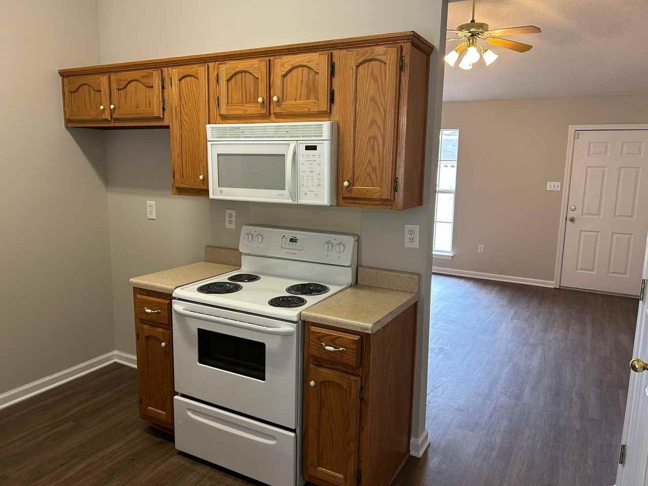 5371 Bradley Ln - Photo 5 of 19