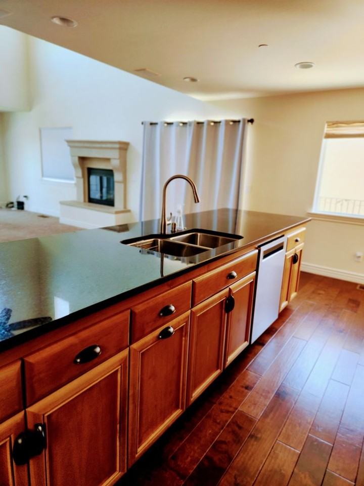 3344 Rockview Ct - Photo 6 of 18