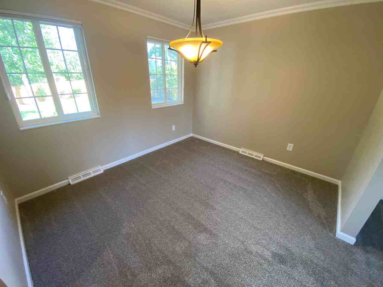 5994 S Krameria St - Photo 7 of 33