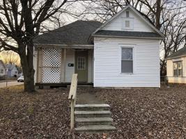 featured image of 761 S Douglas Ave