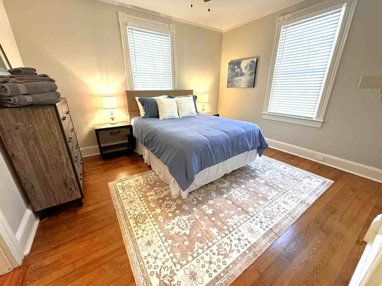 1249 Stokes St - Photo 3 of 16