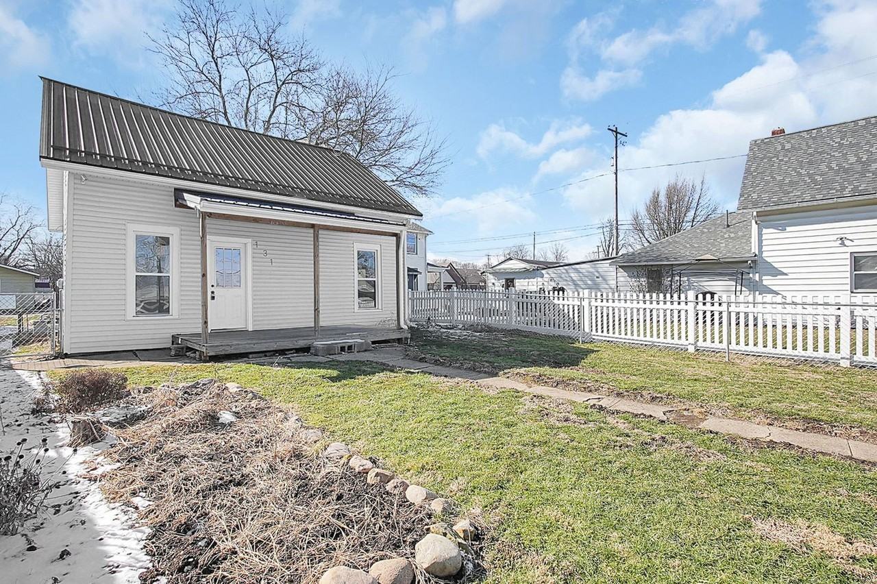 131 S 2nd St - Photo 2 of 26