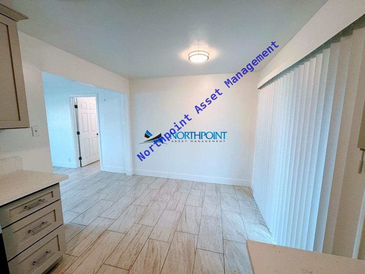 5639 Hazel Ave - Photo 7 of 17