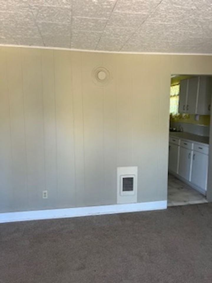 603 N River St - Photo 6 of 26