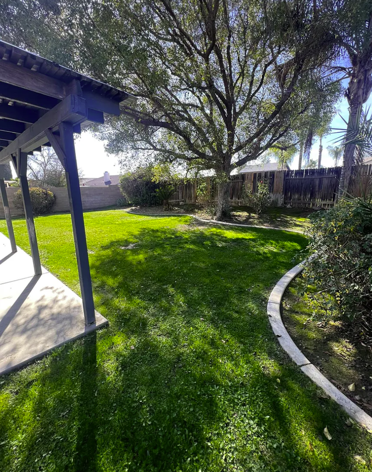 3205 Kennewick Ln - Photo 2 of 8