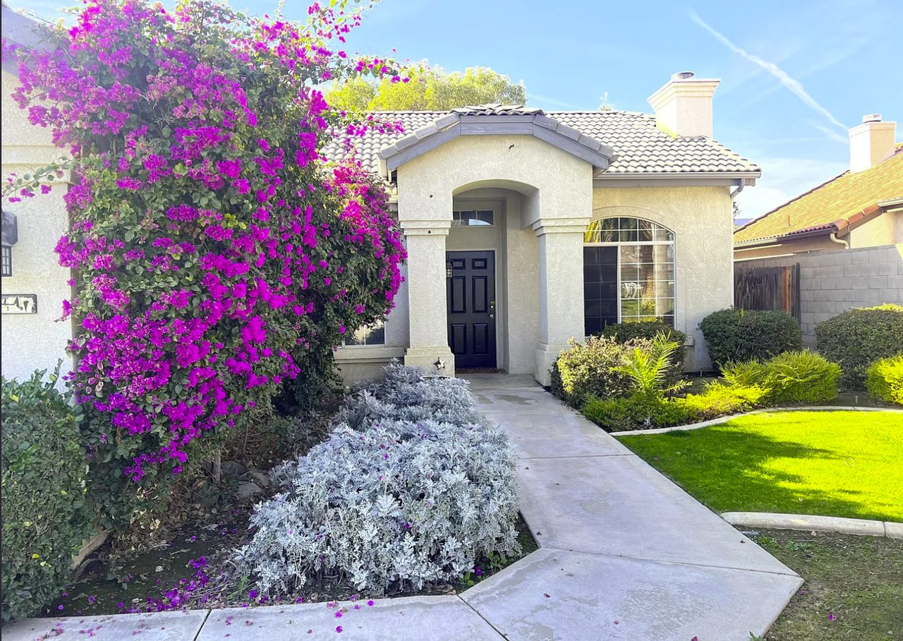 3205 Kennewick Ln - Photo 4 of 8