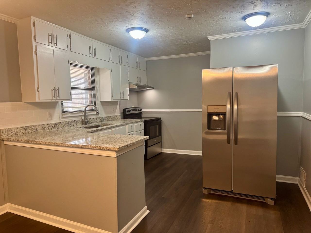 2456 Clay Rd - Photo 6 of 17