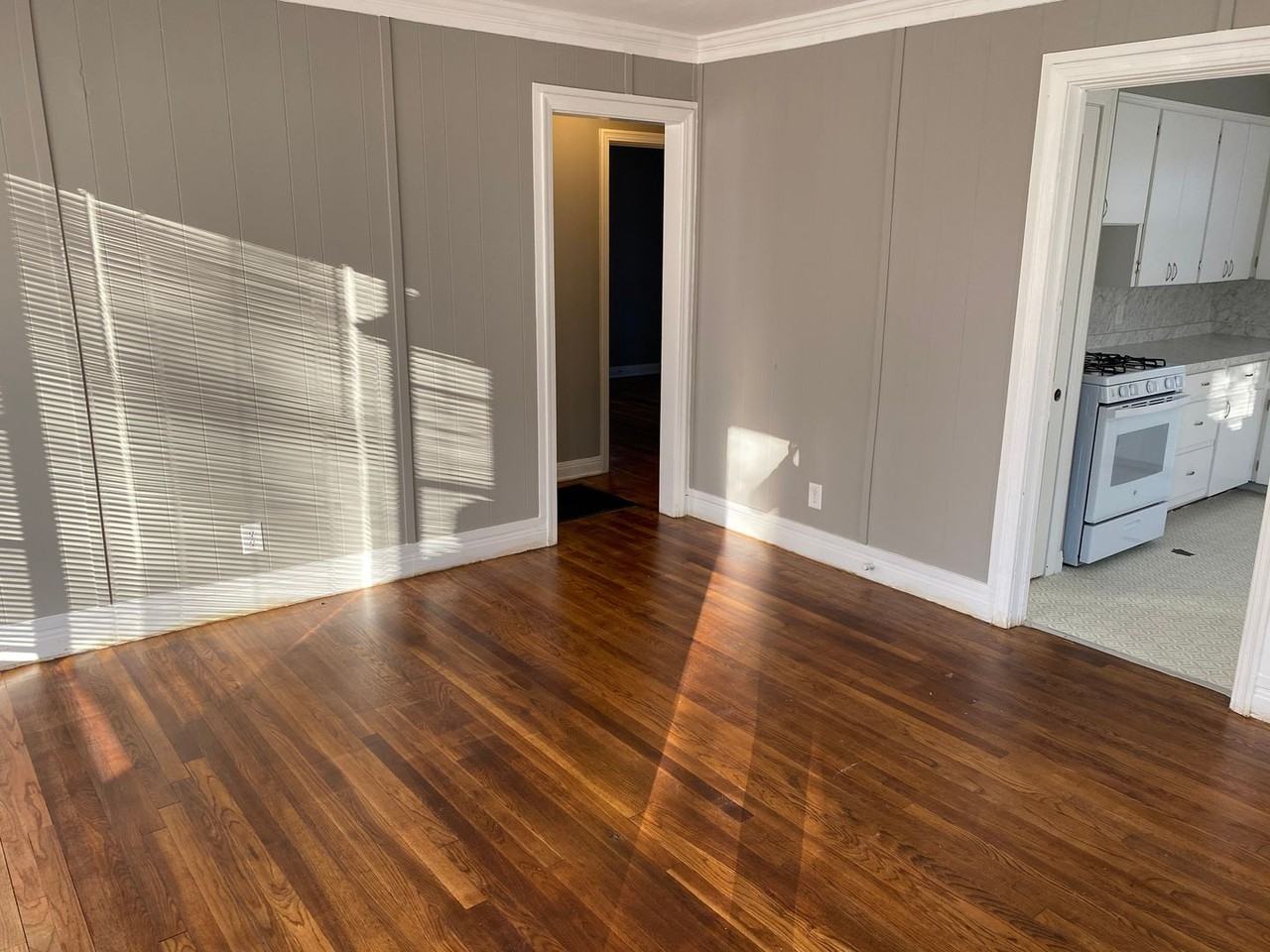 4820 Francis St - Photo 3 of 23