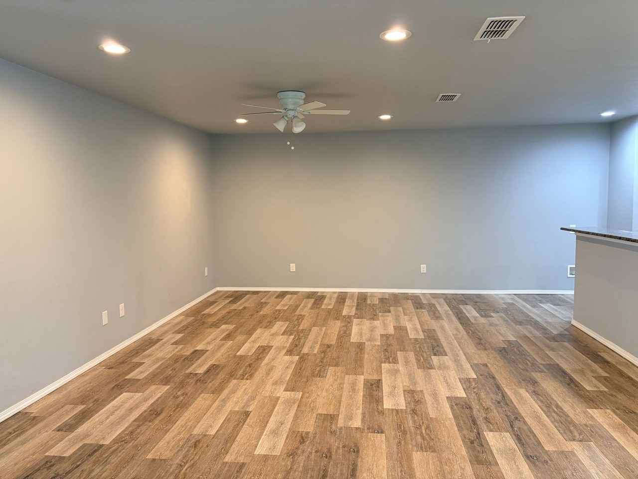 1305 N Colton Avenue - Photo 3 of 11