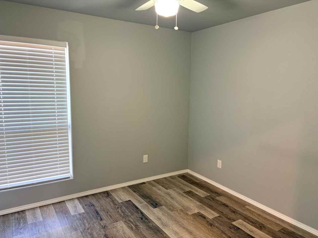 1305 N Colton Avenue - Photo 5 of 11