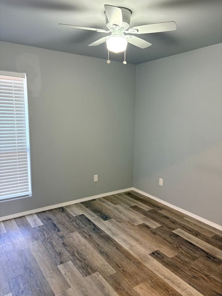 1305 N Colton Avenue - Photo 7 of 11