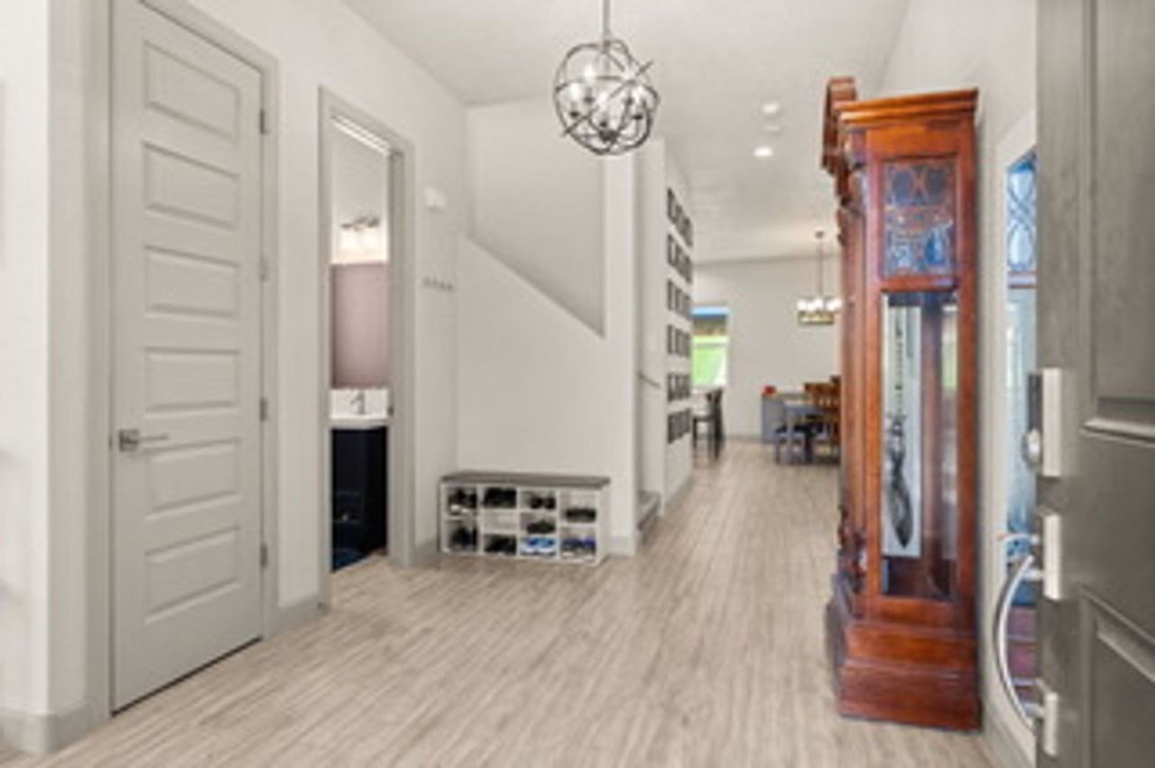 1661 Camino Culiacan Sw - Photo 2 of 32