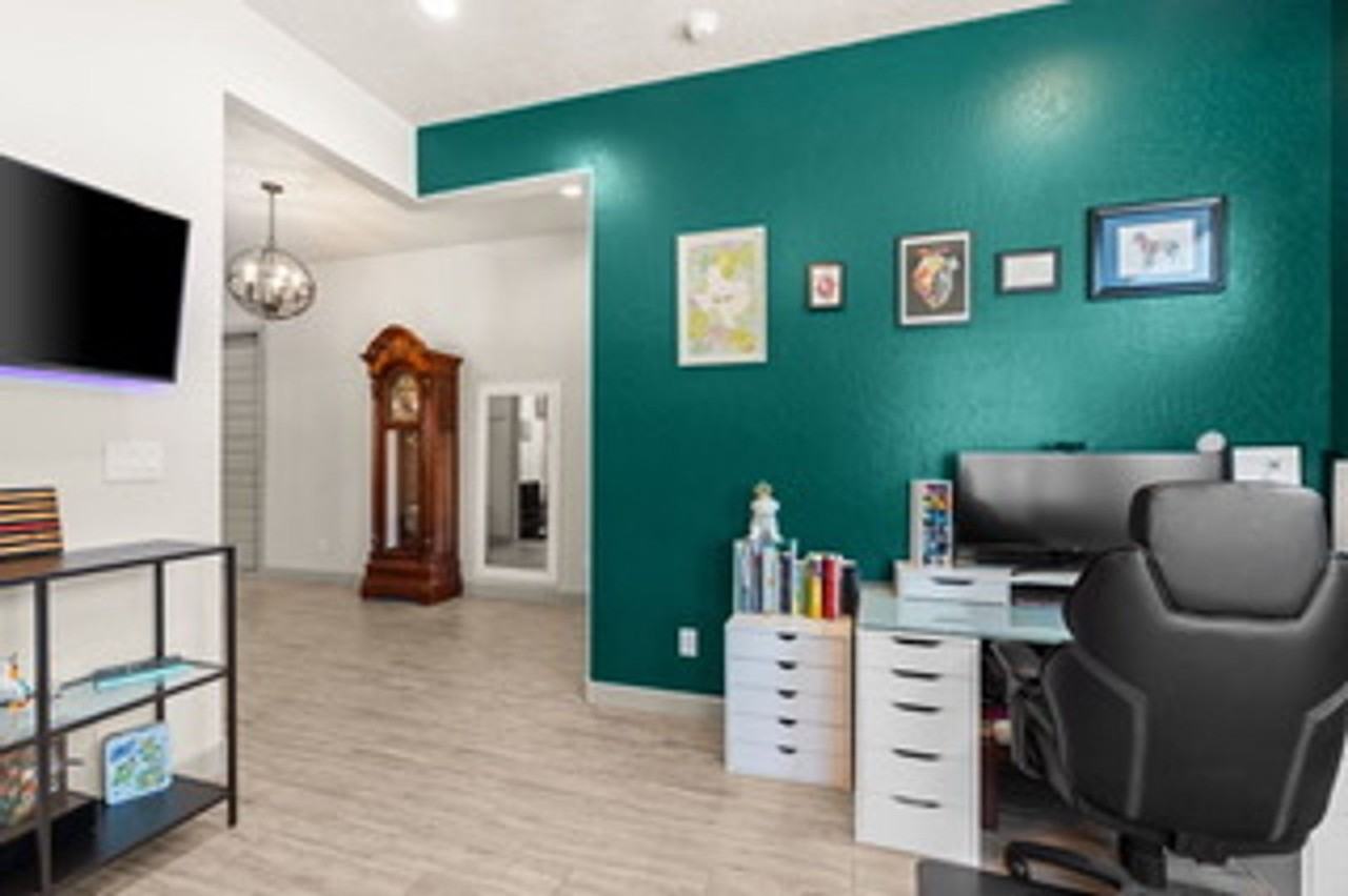 1661 Camino Culiacan Sw - Photo 3 of 32