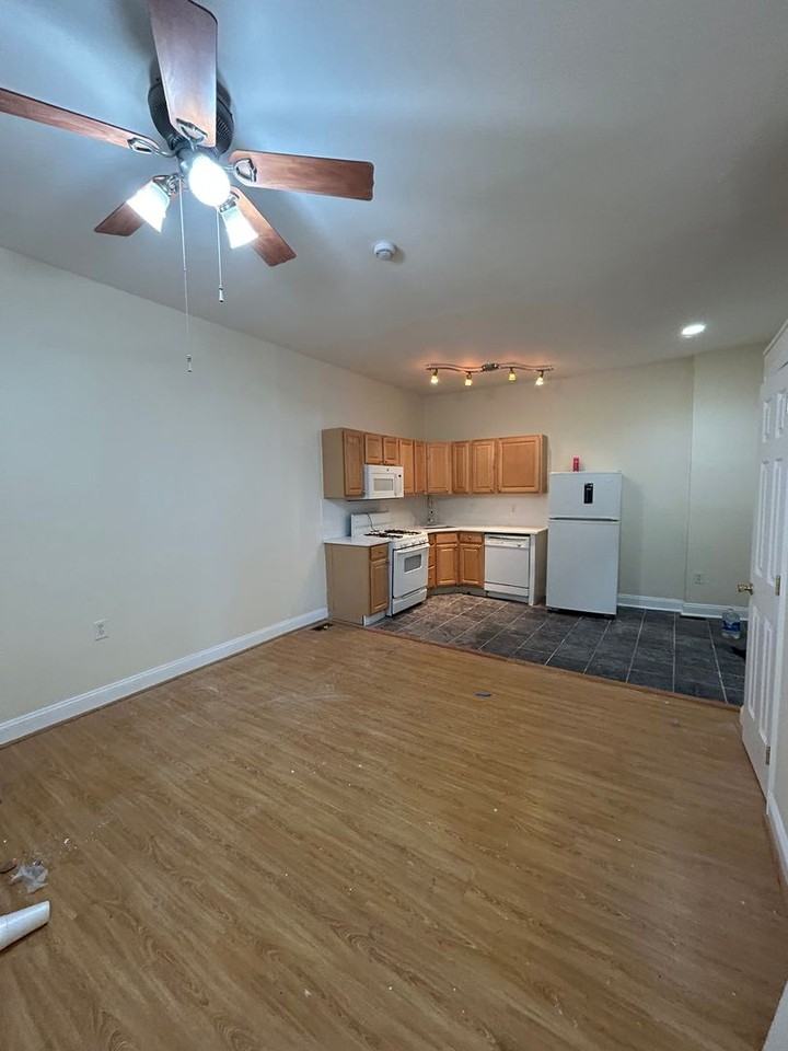 423 Righter St - Photo 5 of 13