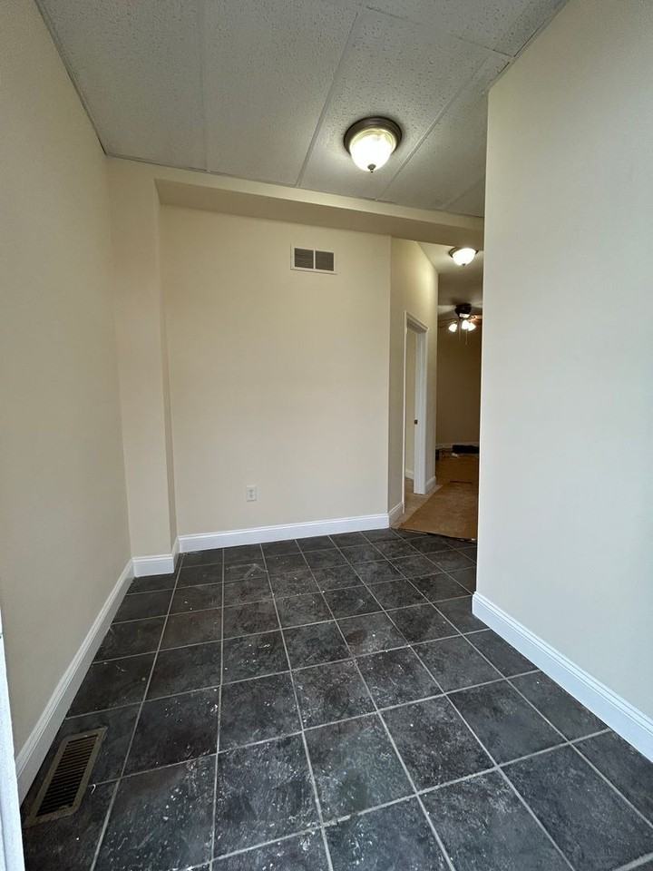 423 Righter St - Photo 6 of 13