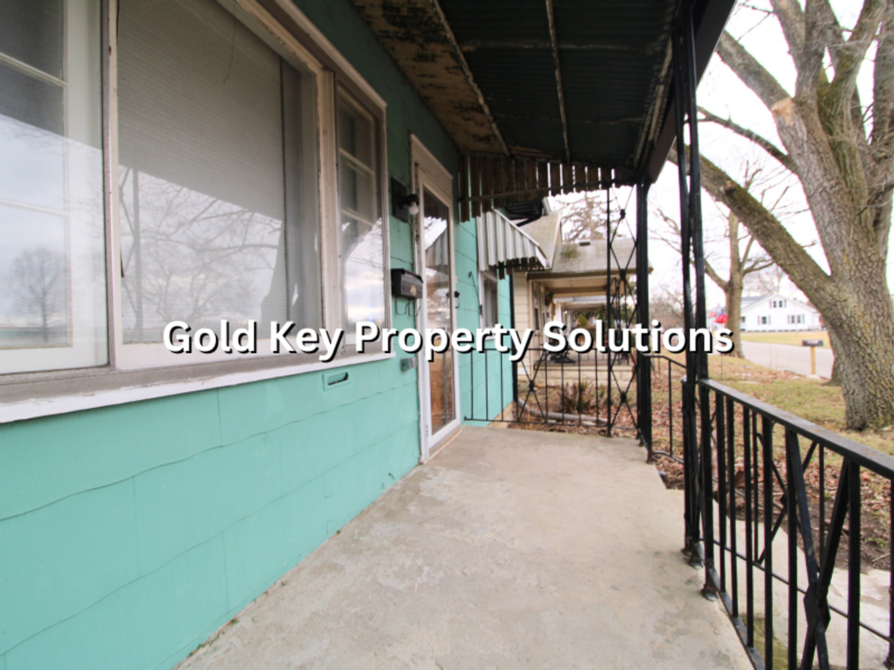 2004 S High St - Photo 4 of 16