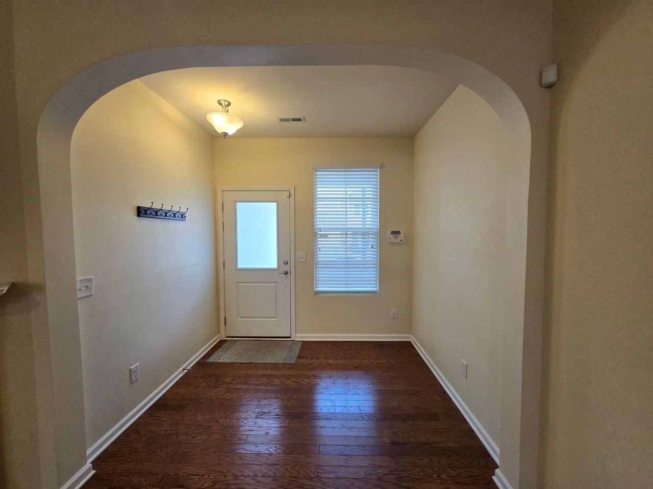 4 Dinara Dr - Photo 2 of 18