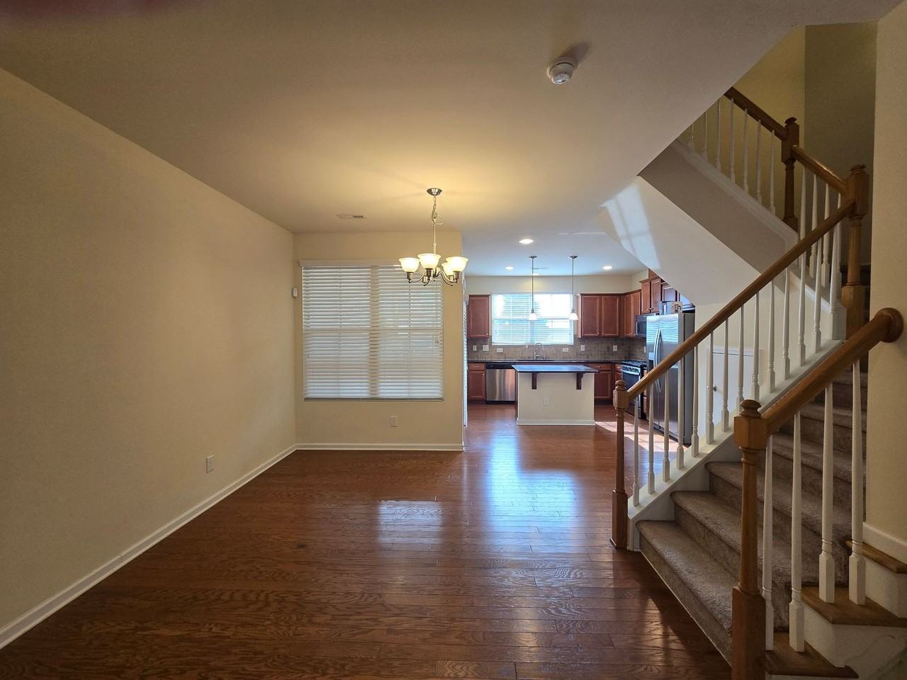 4 Dinara Dr - Photo 3 of 18