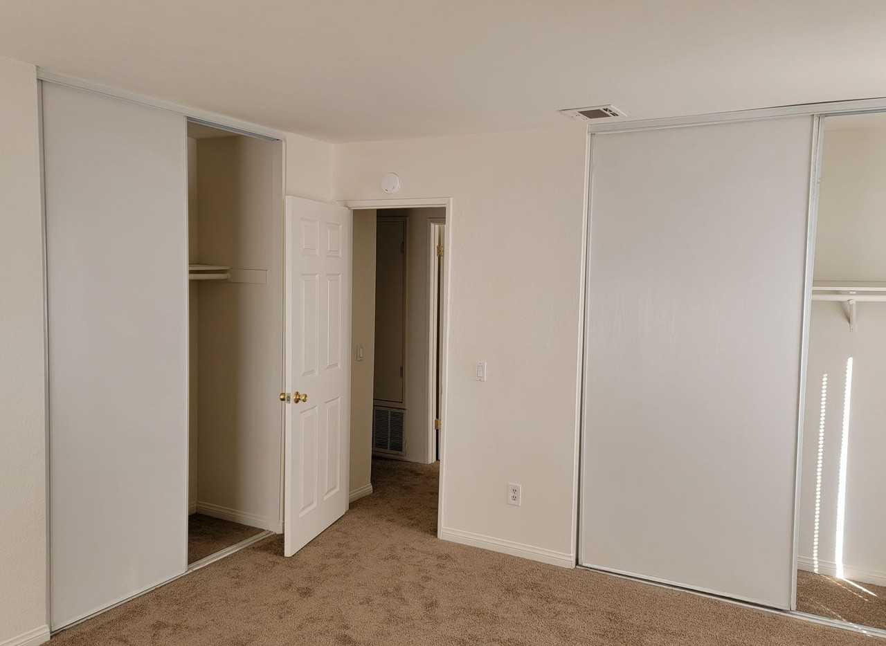 10962 Stonehenge Pl - Photo 7 of 17