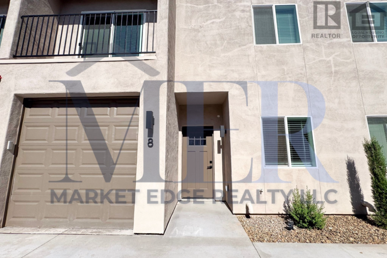 165 Sugarloaf St #8 - Photo 7 of 50