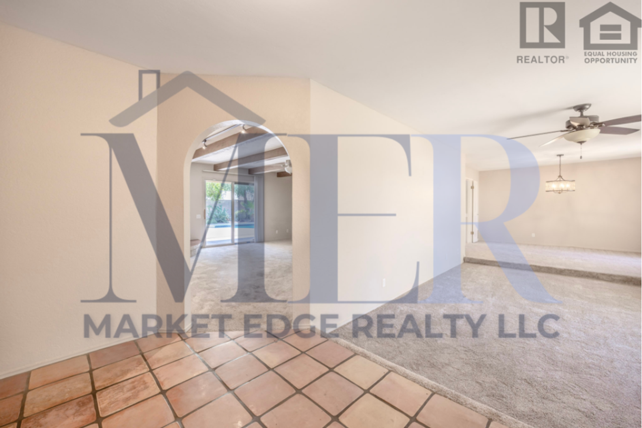 5701 E Sandy Ln - Photo 7 of 50