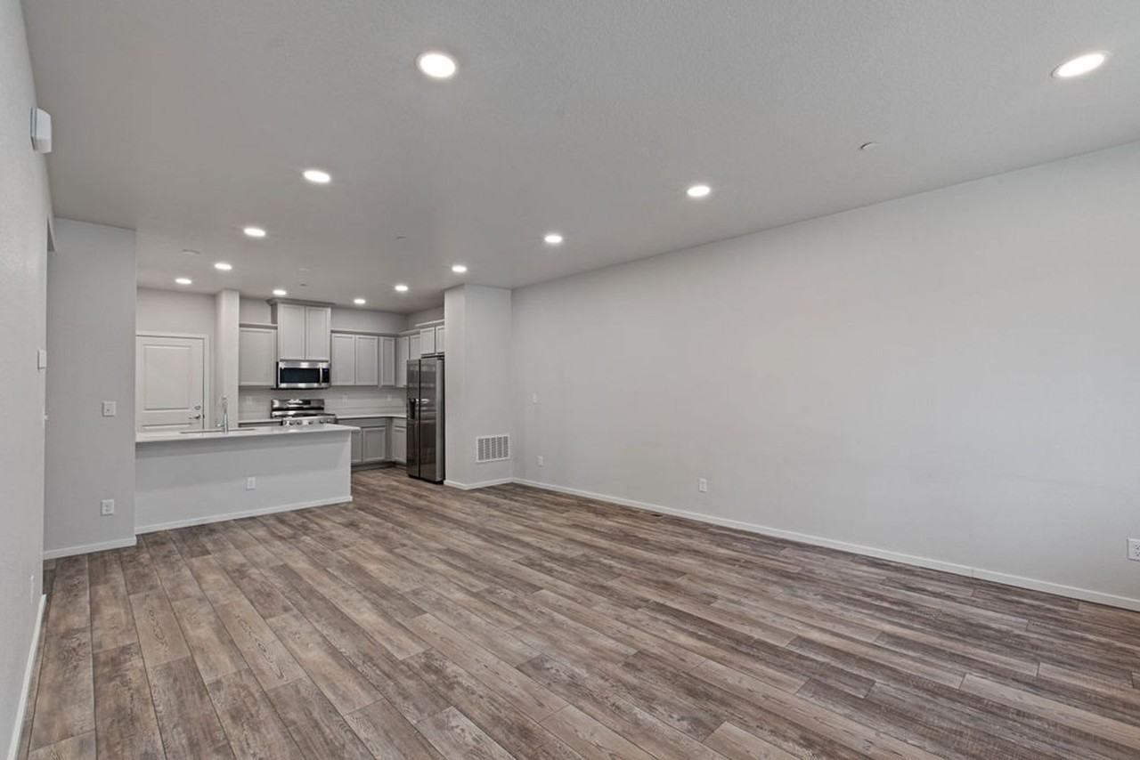 2968 Barnstormer St - Photo 5 of 26