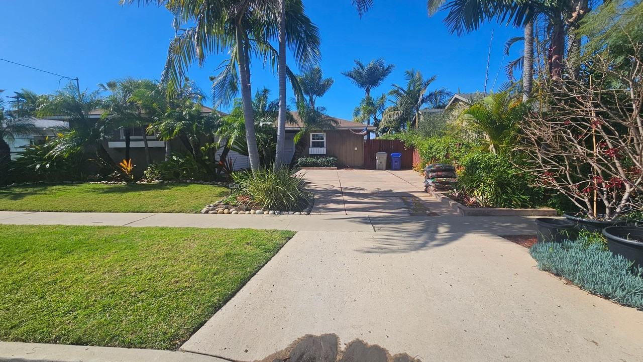 4010 Mount Everest Blvd - Photo 3 of 34