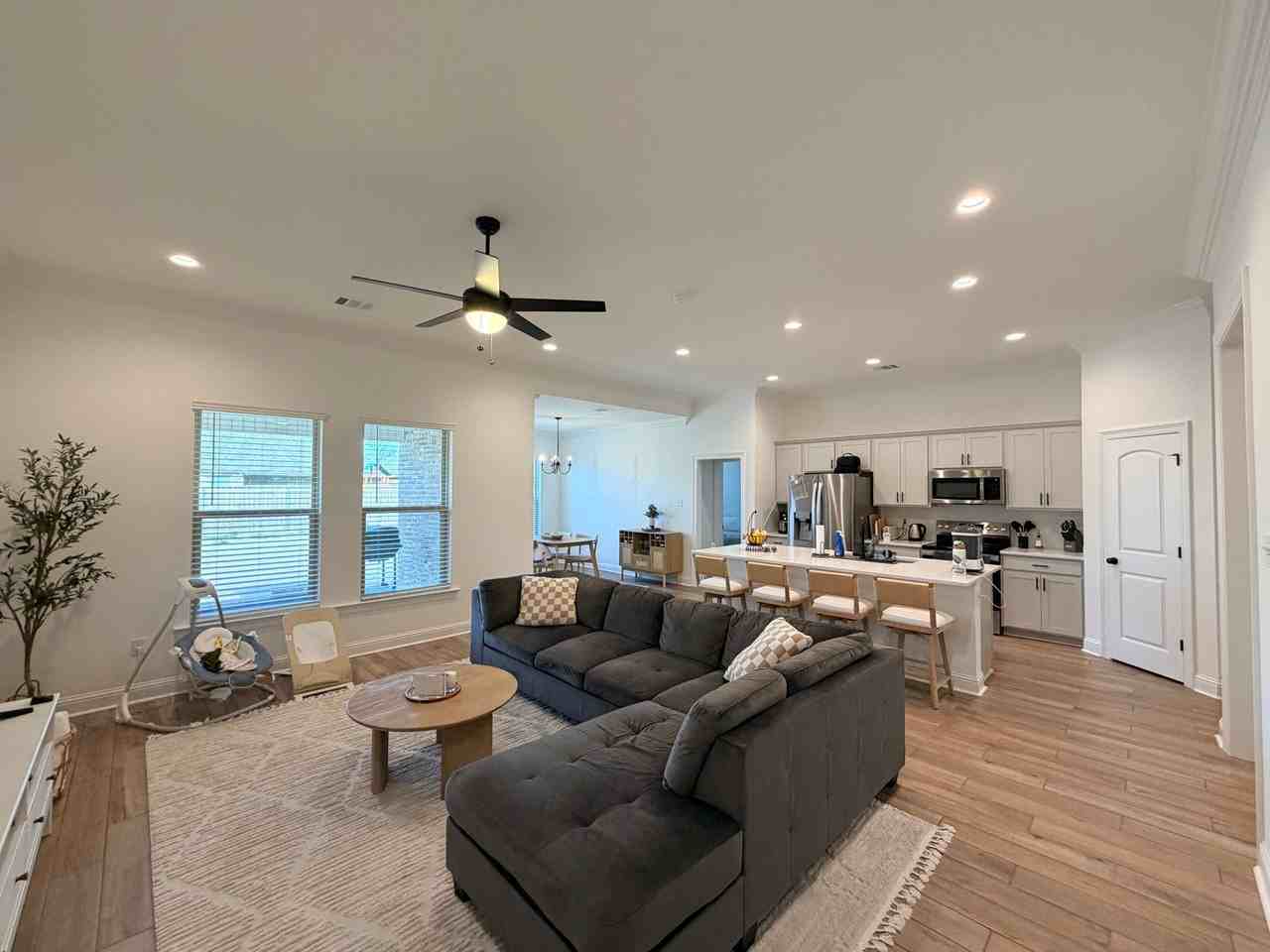 491 Blanchard Loop - Photo 4 of 29