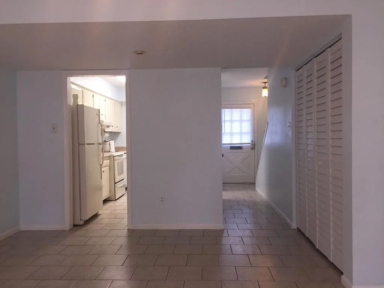 6927 Calder Ave #6 - Photo 6 of 8