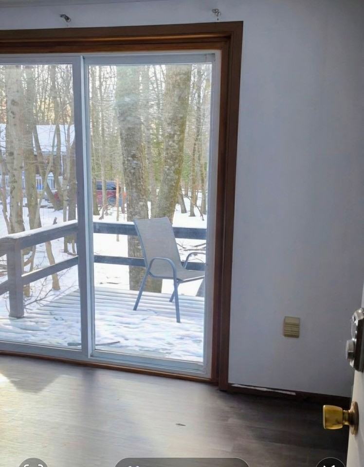 102 Winding Way - Photo 3 of 22