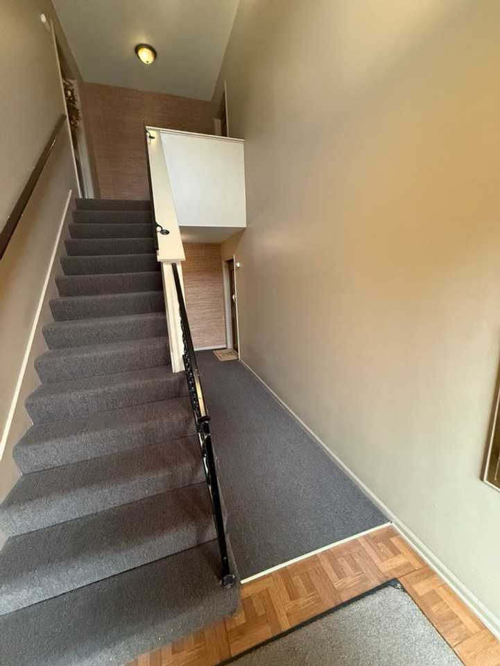 7614 W 59th Ter - Photo 3 of 35