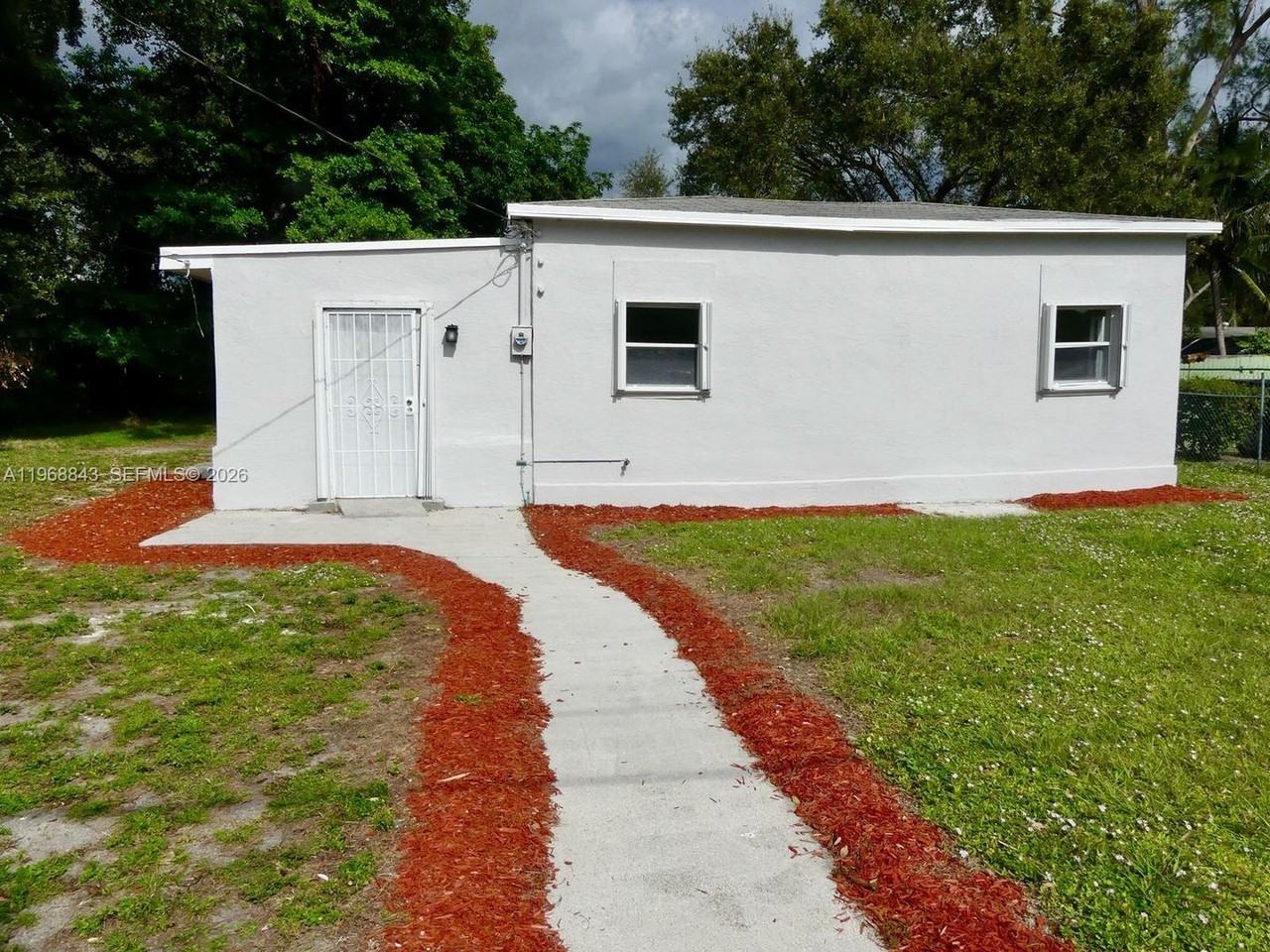 2275 Nw 99th Ter - Photo 3 of 13