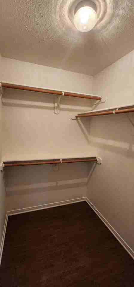 4805 Heather Ln Apt B - Photo 7 of 12