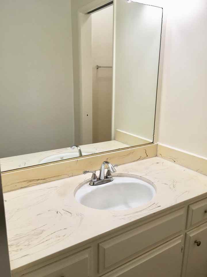 2130 - Photo 5 of 27