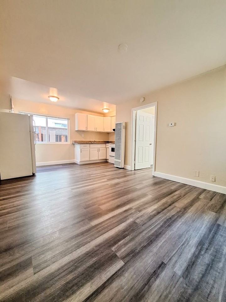 2752 Kollmar Dr #23 - Photo 2 of 18