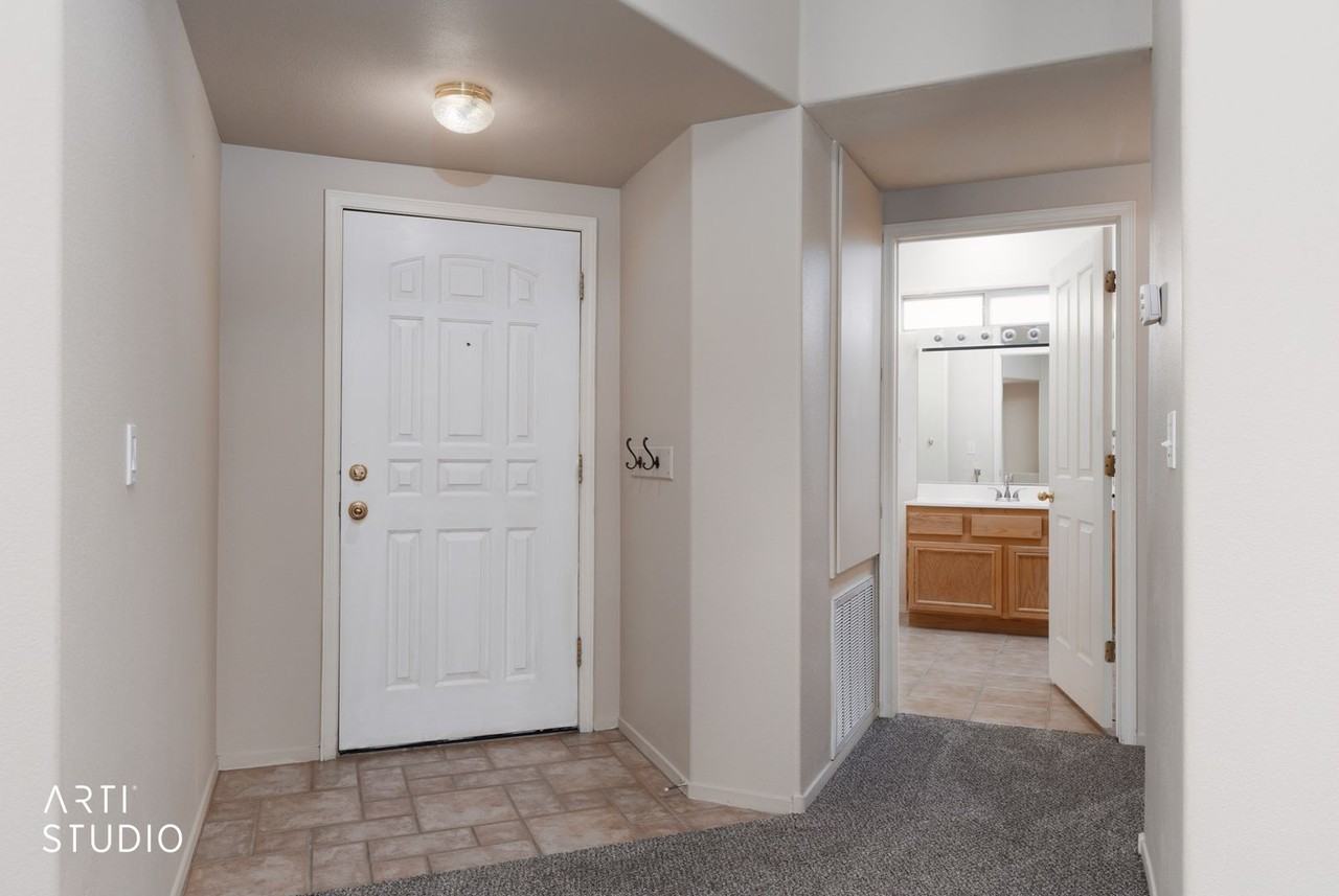 754 Hardy Way #D - Photo 5 of 27