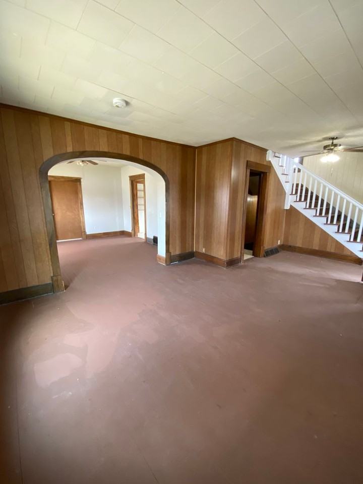 1554 Capitol Ave - Photo 6 of 34